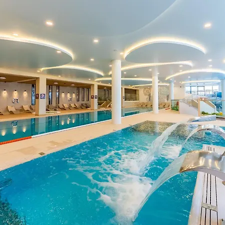 Faro Rodzinny Aqua Deluxe * Kolobrzeg